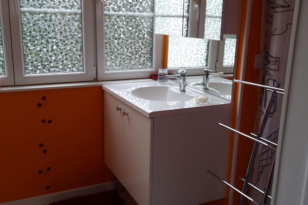 Apartamento Chez Ghys Eaux-Bonnes Exterior foto